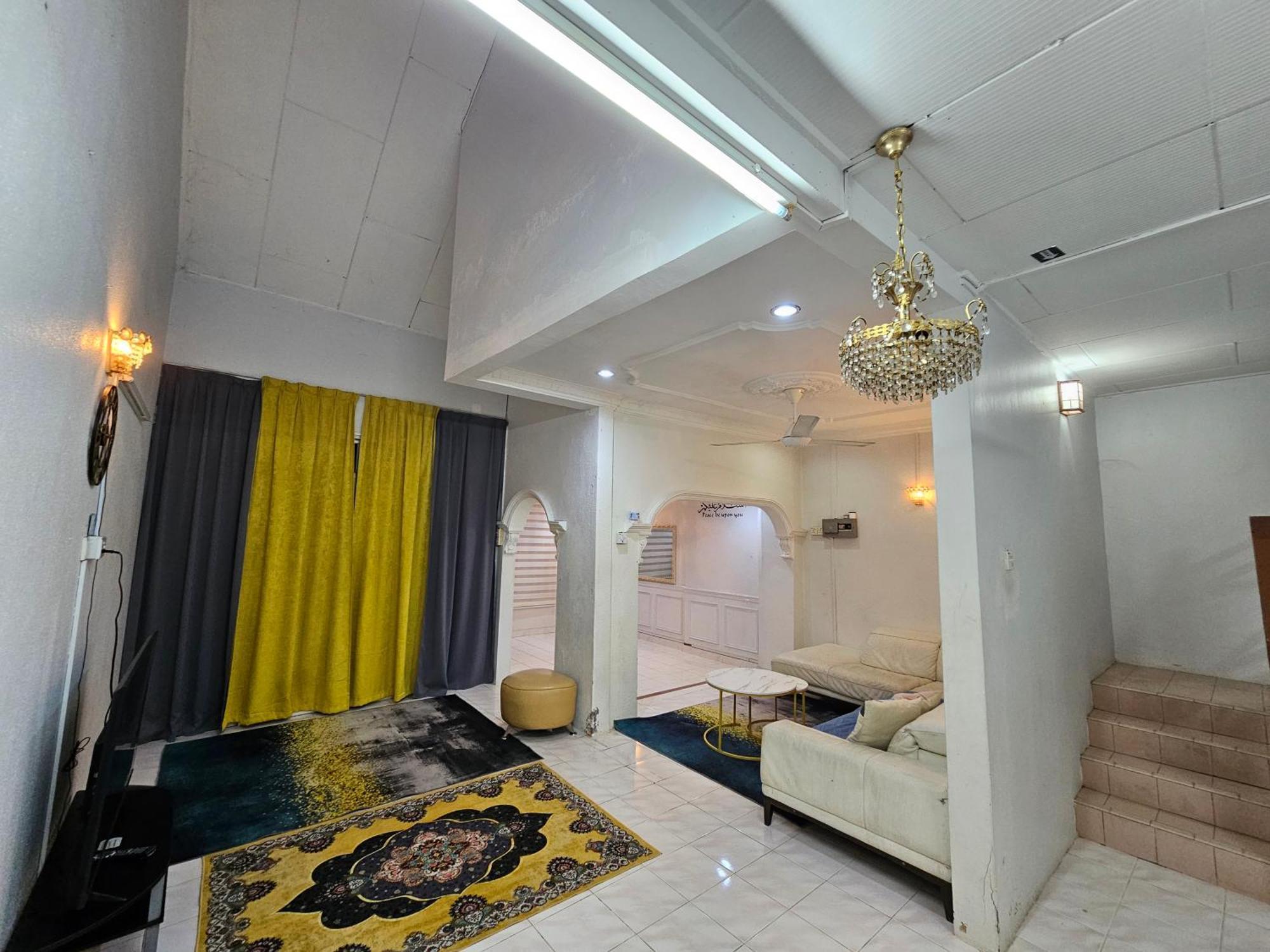 Ruhani Homestay 3 Kb - 4 Bedroom Fully Airconditioned With Wifi & Netflix Kota Bharu Buitenkant foto