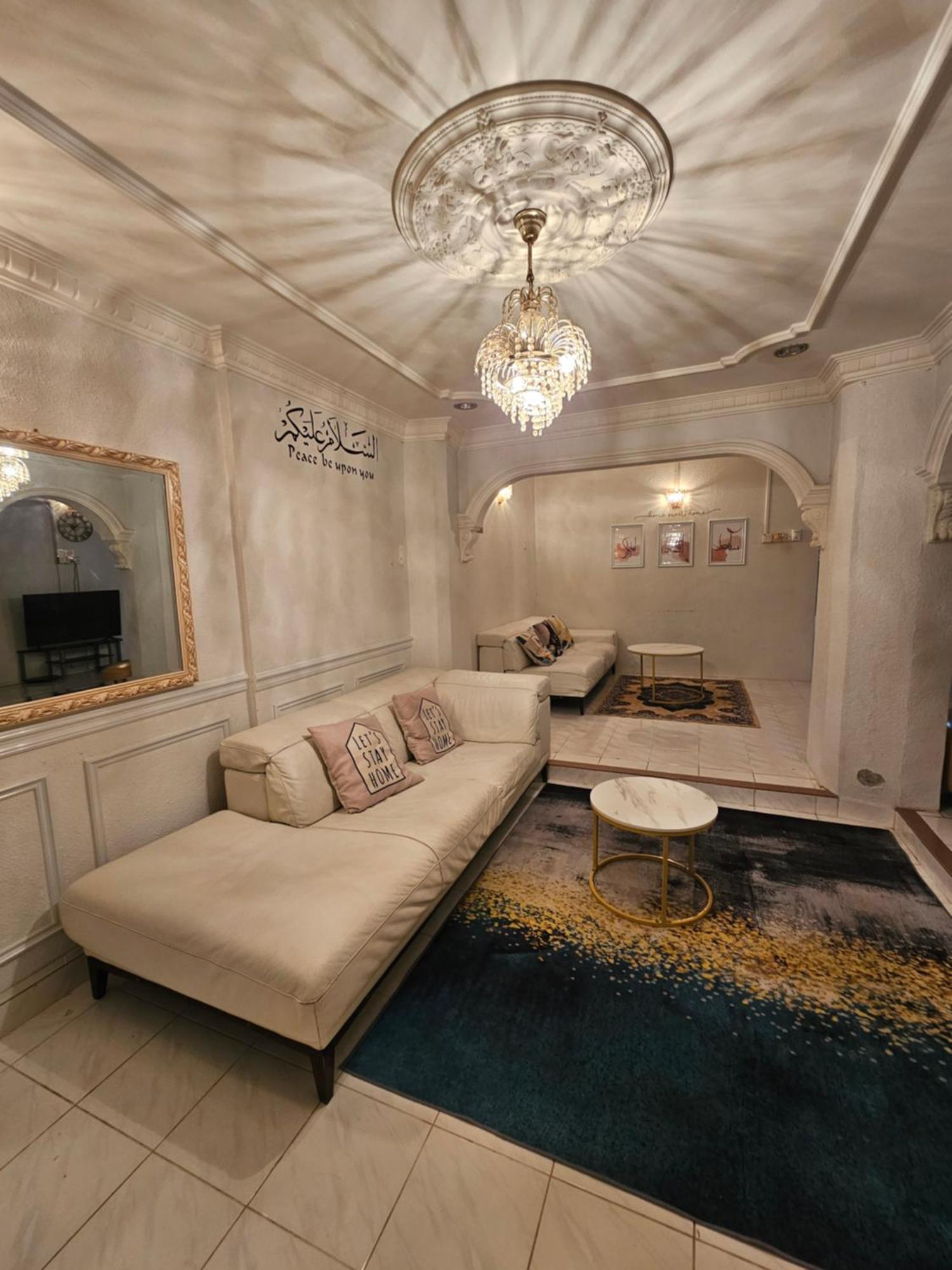 Ruhani Homestay 3 Kb - 4 Bedroom Fully Airconditioned With Wifi & Netflix Kota Bharu Buitenkant foto